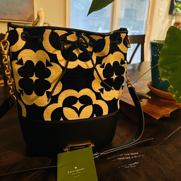 Kate Spade Black and White Bucket Bag - Picture 1 of 5